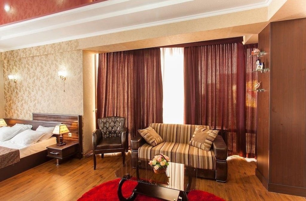 Suite photo 1