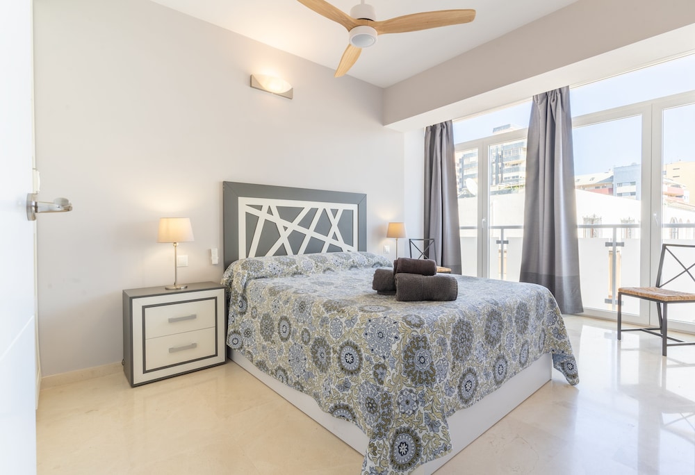 Club Apartamento 13 y 19