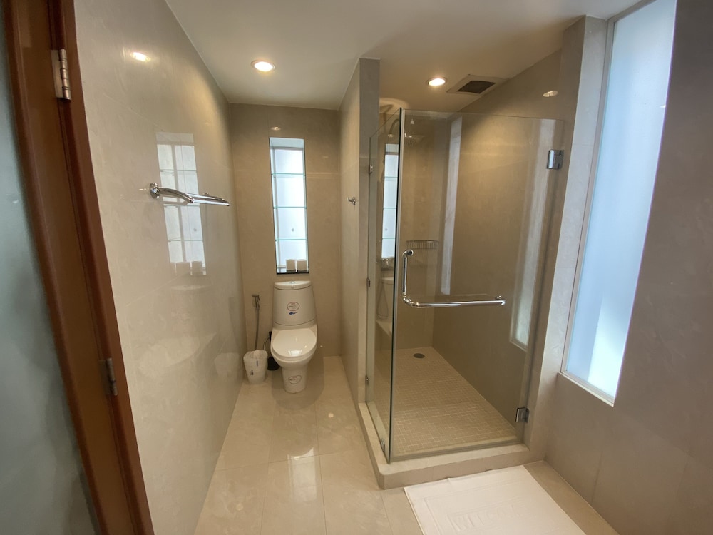 3-Bedroom Apartment (5D) photo 3