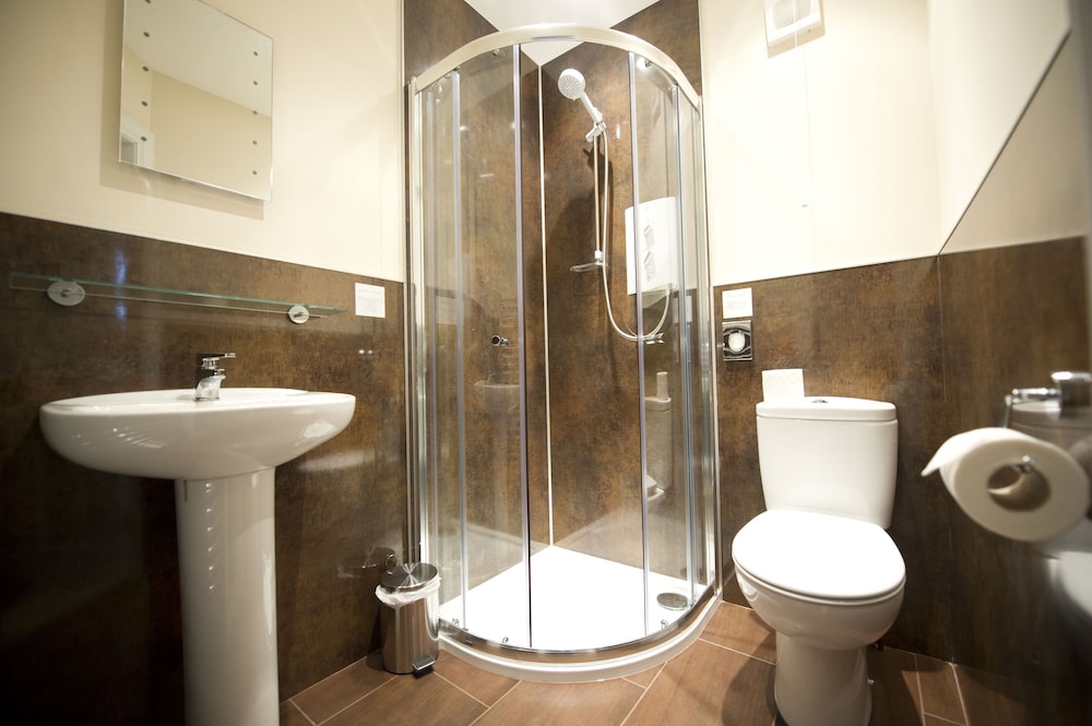 Superior Twin Room, Ensuite, Garden View photo 2