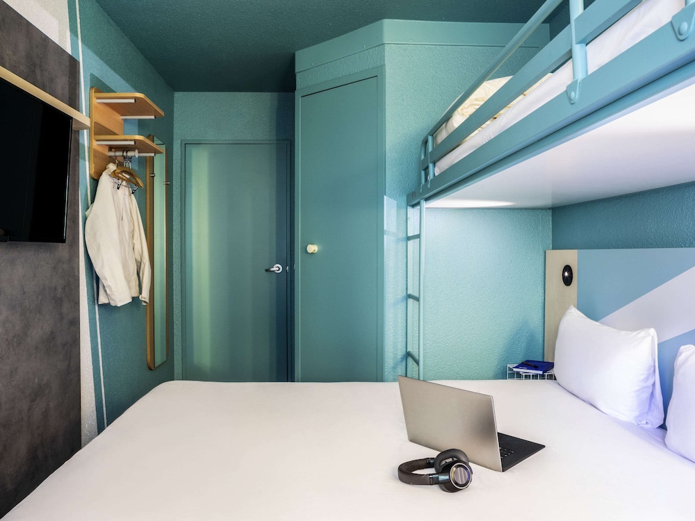 Triple Room, Multiple Beds photo 1