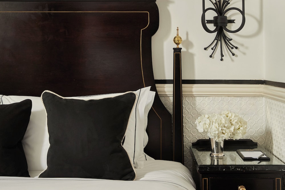 Executive Suite photo 2