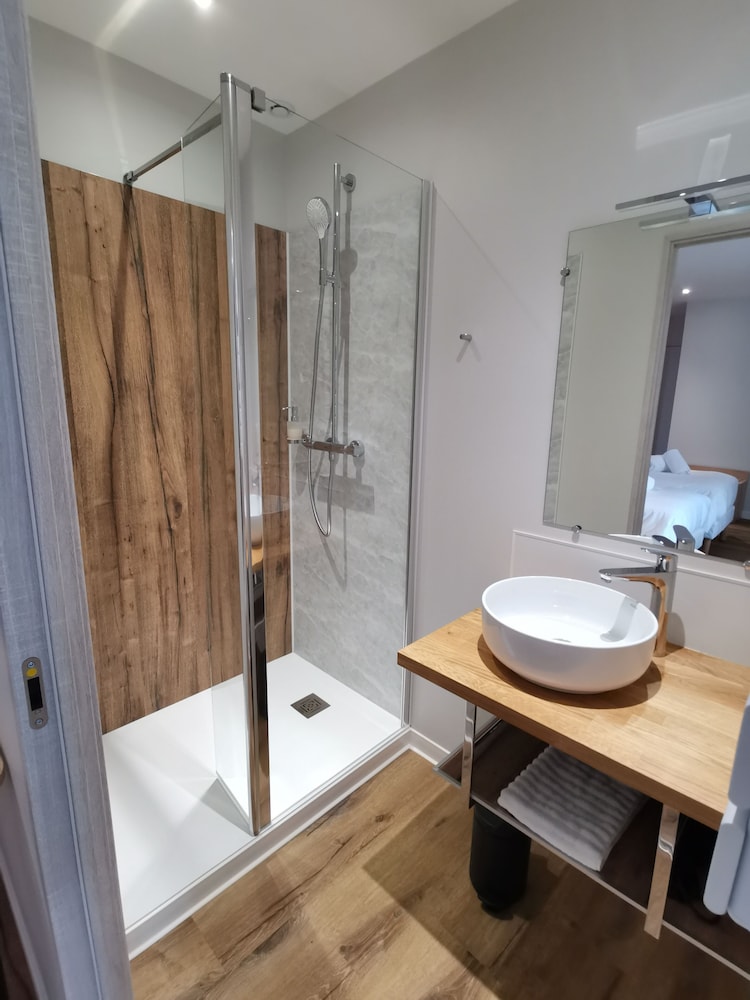 Superior Apartment, Ensuite (Appart Sup 4 pers 2SDB) photo 2