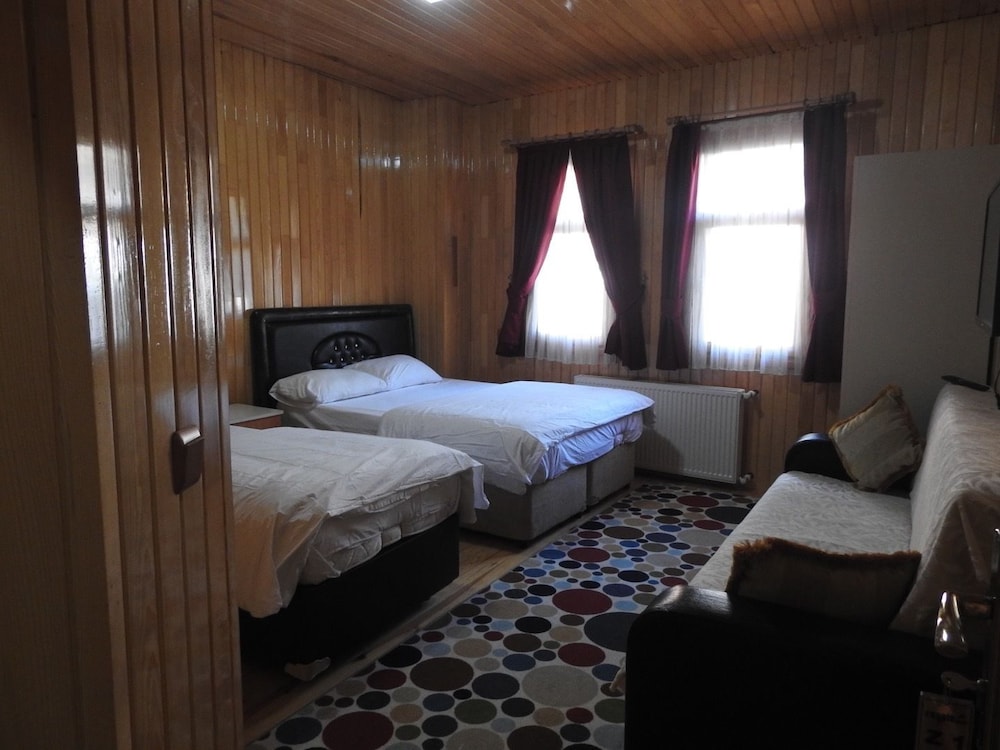 Economy Triple Room, Ground Floor photo 1