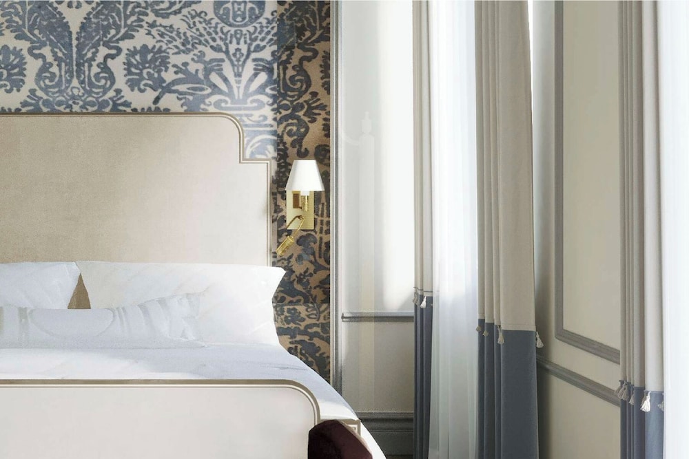 Premier Suite, Balcony