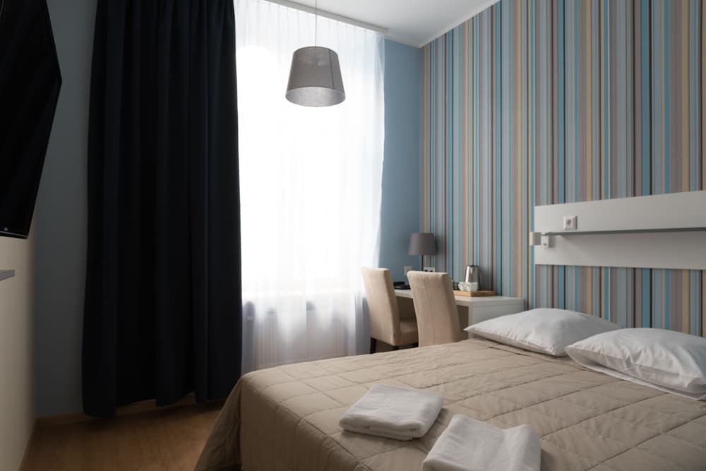 Standard Double Room - Photo 1