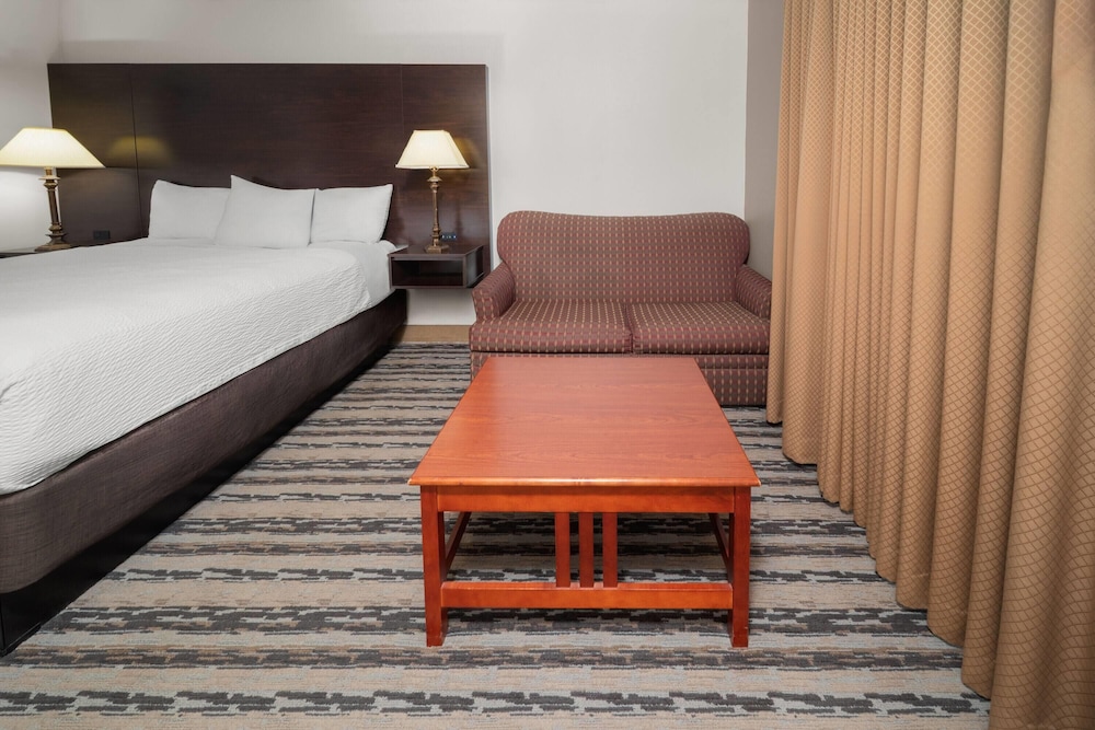 Deluxe Room, 1 King Bed, Non Smoking (Second Floor) - Photo 3