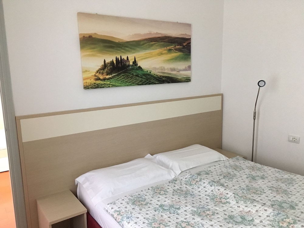 Economy Apartment, 1 Bedroom, Kitchenette photo 1