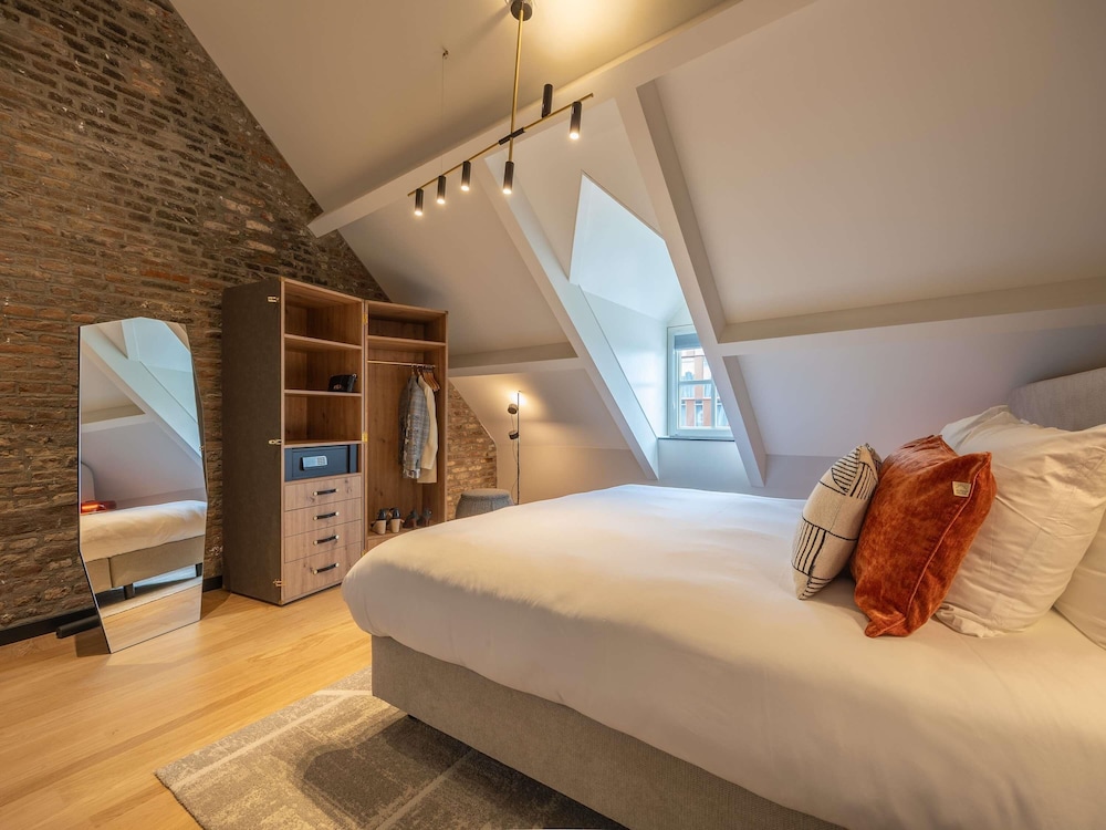 Executive Suite, 1 Queen Bed