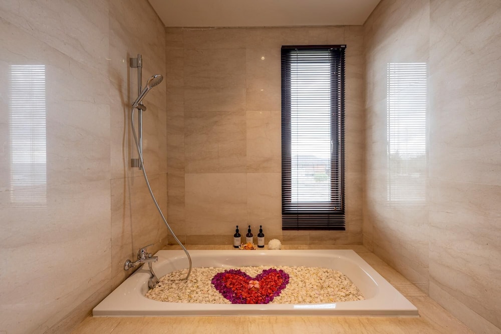 Villa photo 3