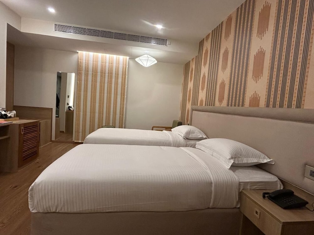 Standard Double Room, City View