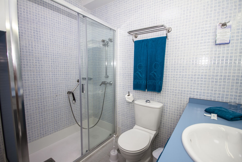 Standard Apartment, 1 Bedroom (Sunsuite / 3 adults + 1 child) - Photo 6