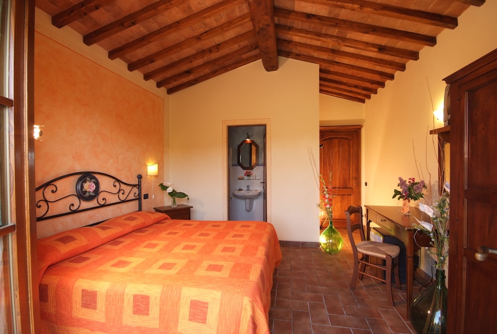 Classic Double Room, 1 Queen Bed photo 1