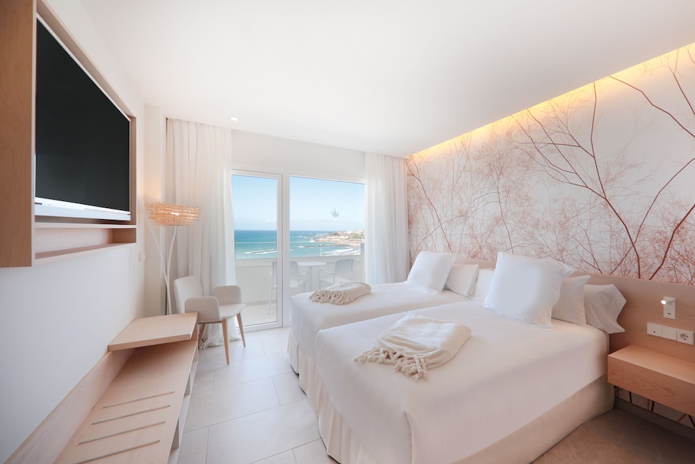 Superior Double Room, Beachfront