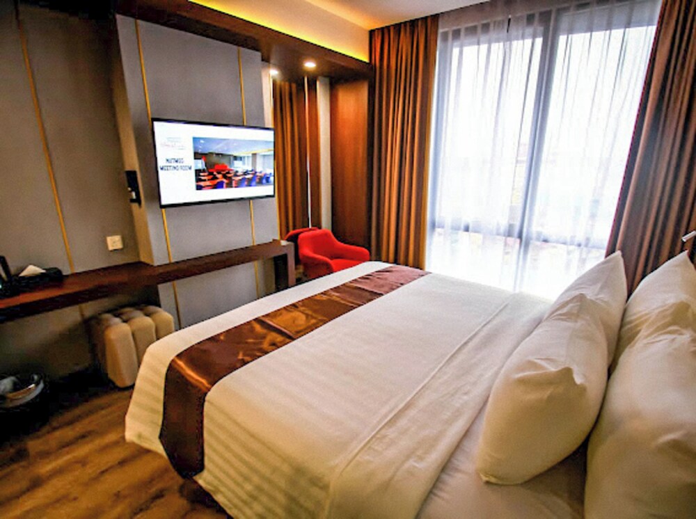 Special Offer - Two Superior King rooms ( 2 Individual Rooms not Family Rooms )