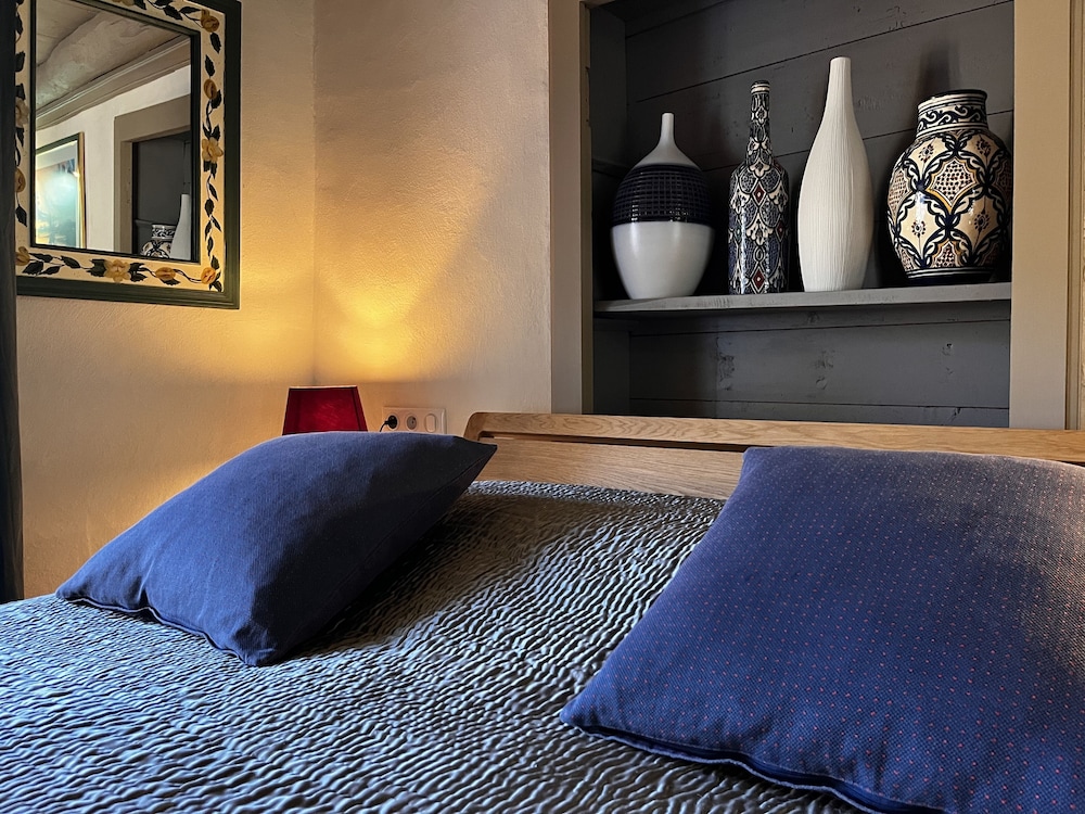 Room (La Brune)