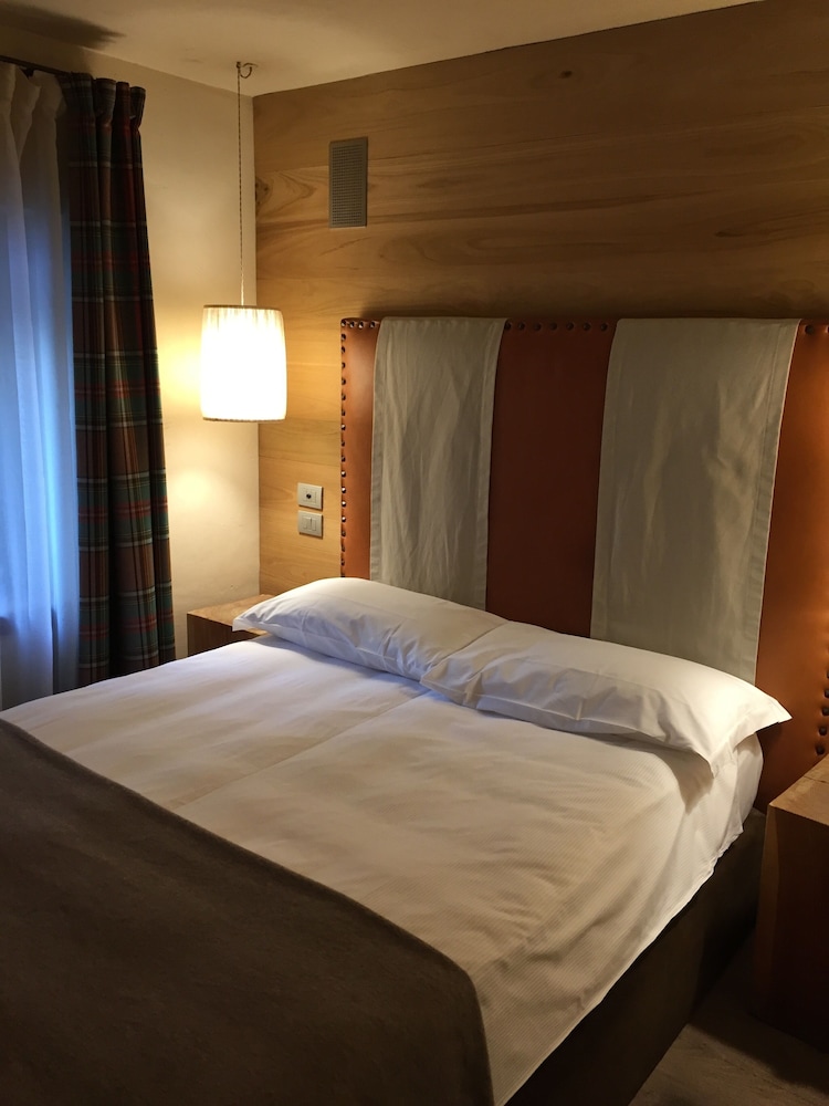 Standard Single Room, 1 Large Twin Bed photo 1