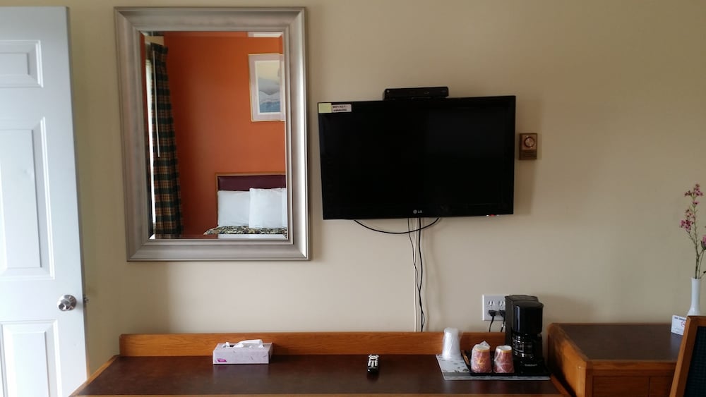 Standard Room, 2 Double Beds photo 3