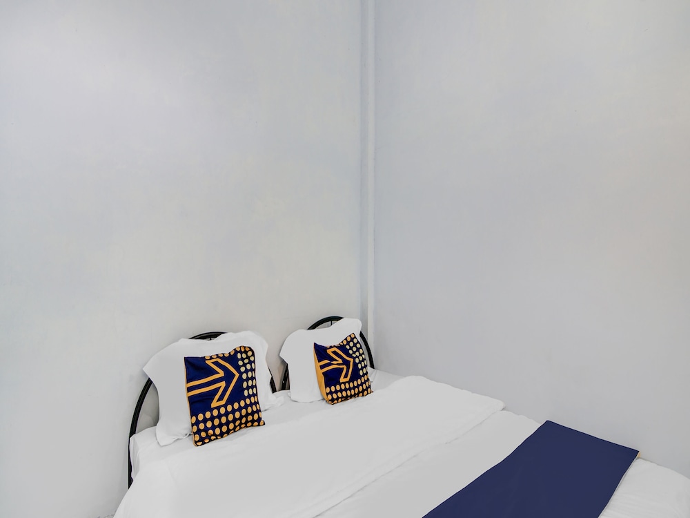 Double Room - Photo 9