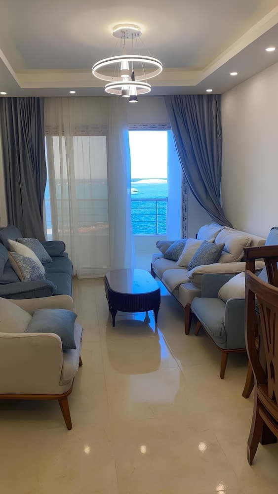 Family Apartment, 2 Bedrooms, Sea View
