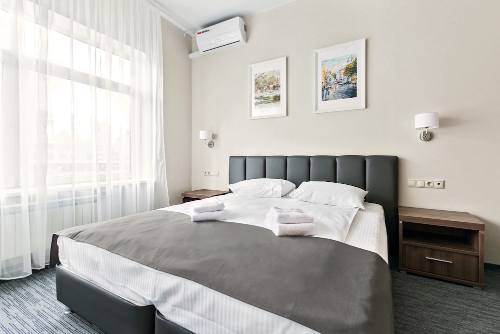 Comfort Triple Room