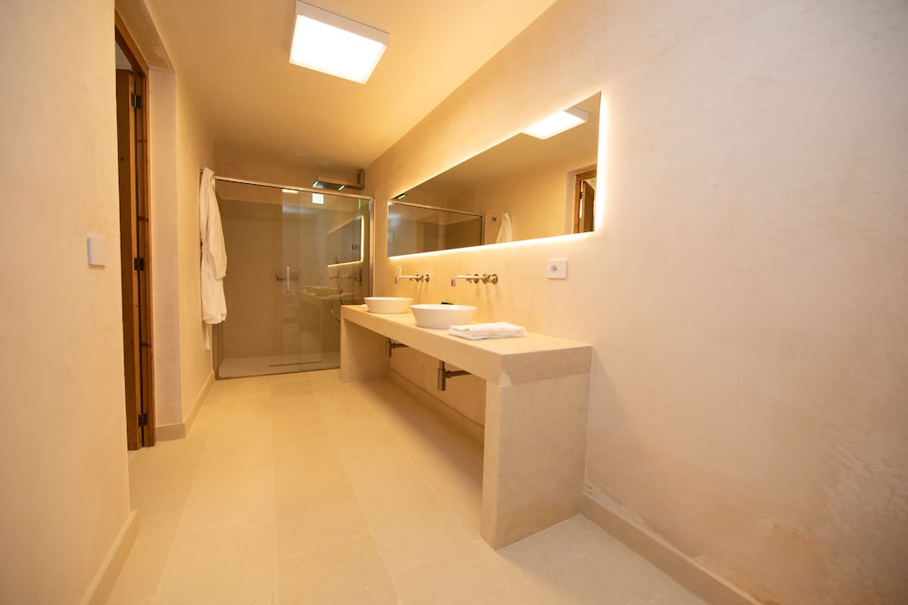 Junior Suite - Photo 17