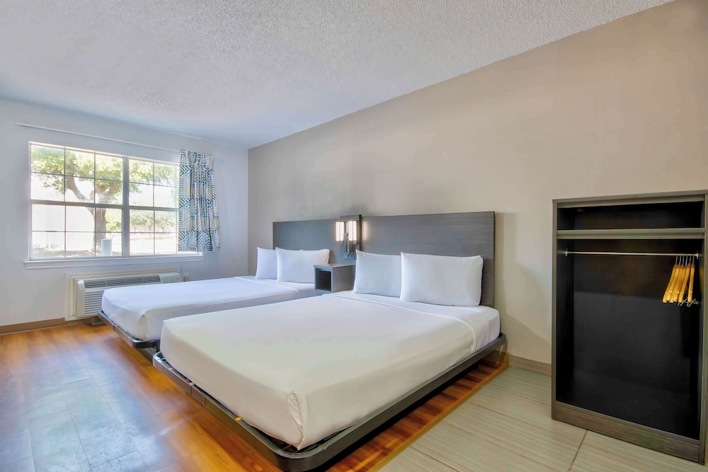 Studio 6 Extended Stay - Austin, TX - Midtown, Photo 7