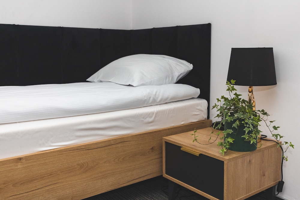 Classic Single Room