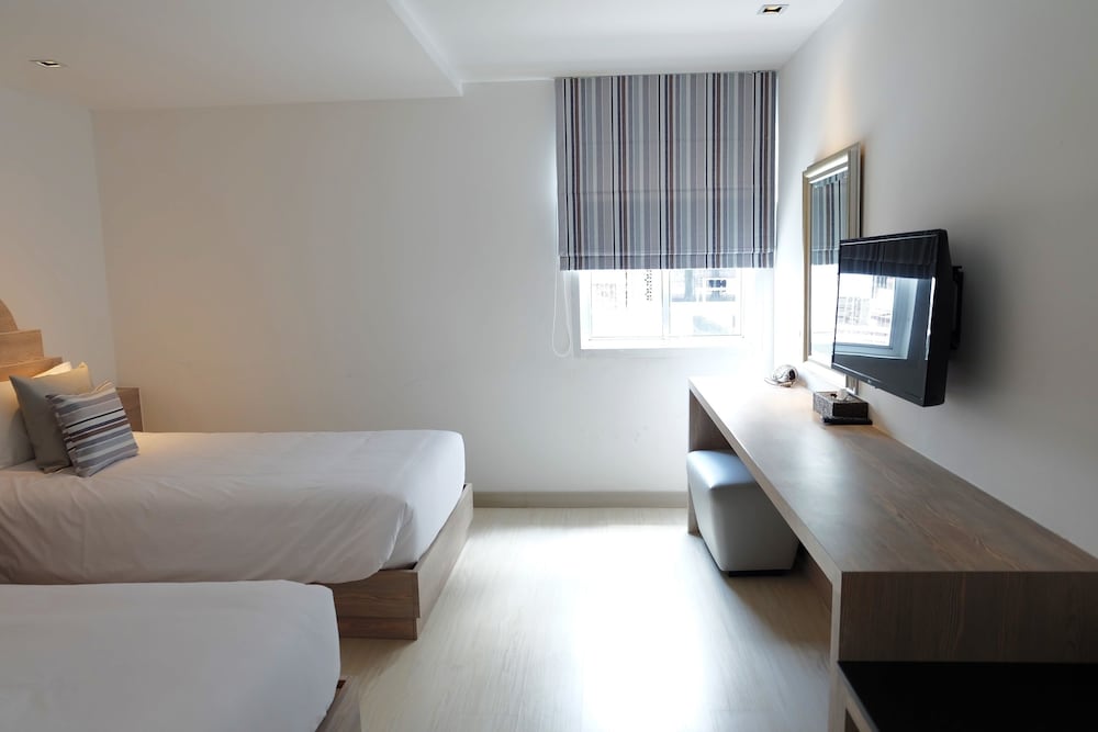 Standard Twin Room photo 2
