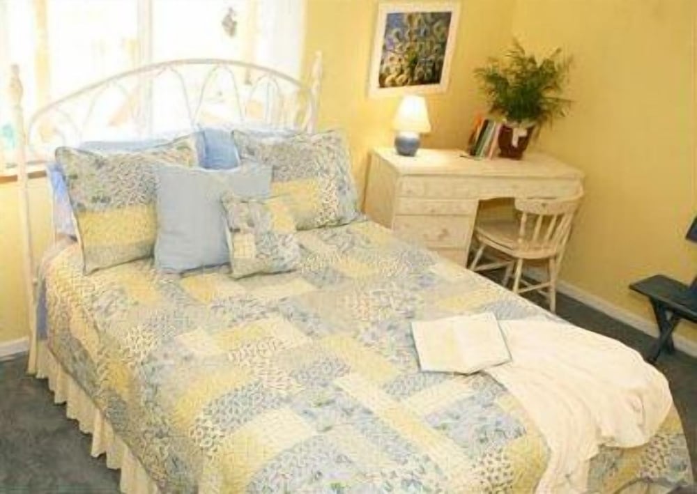 Saffron Suite photo 1