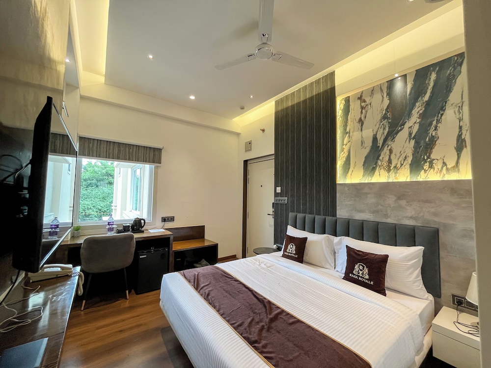 Luxury Room, City View