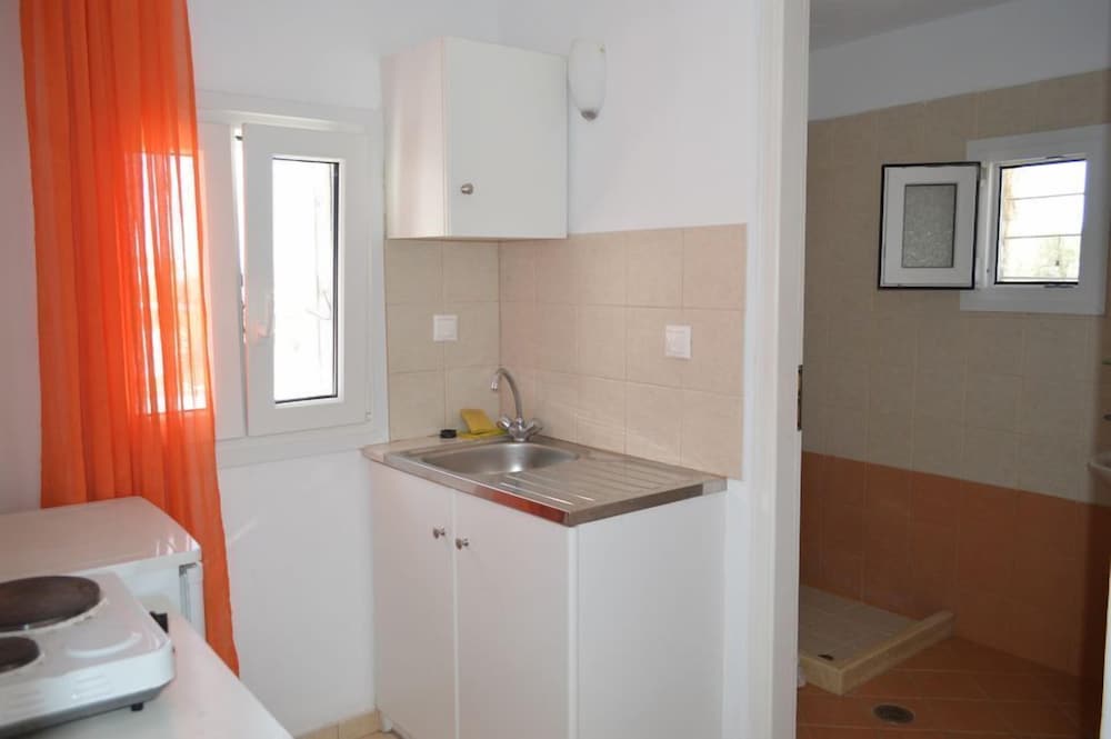 Standard Room photo 2