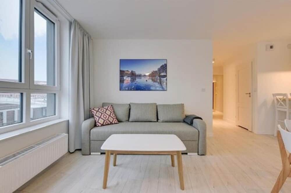 Family Suite, 1 Bedroom, Kitchenette, River View photo 3