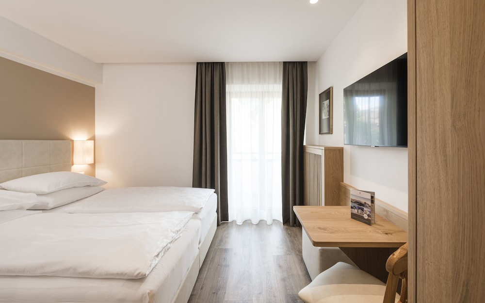 Comfort Double or Twin Room photo 3