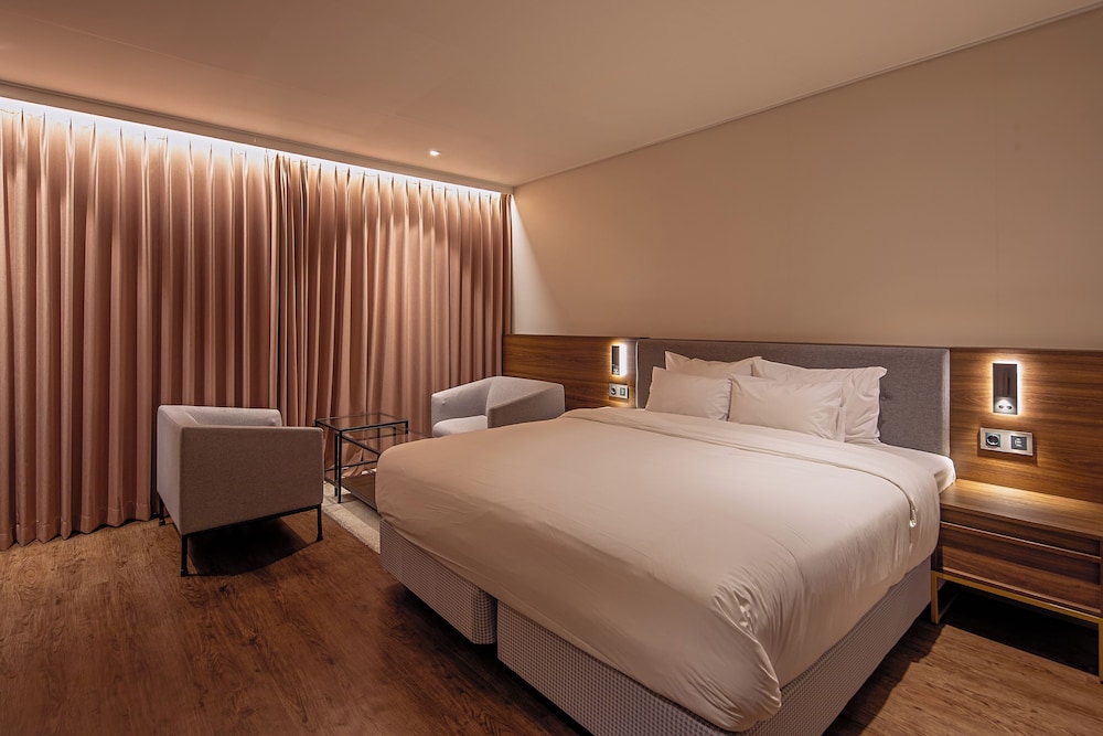 Premium Double Room photo 3