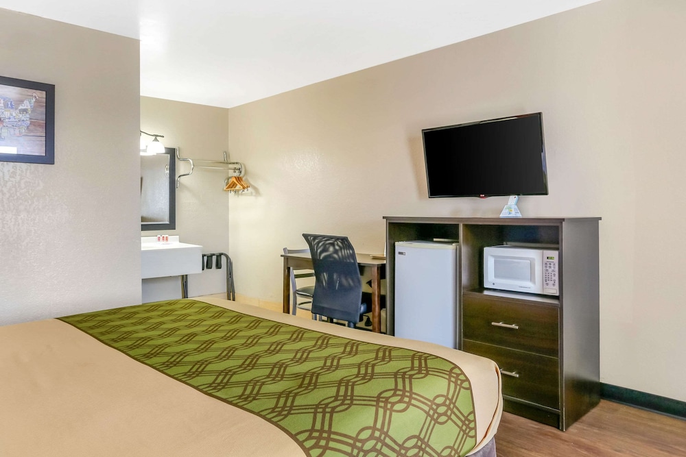 Room, 1 Queen Bed, Accessible, Non Smoking photo 3
