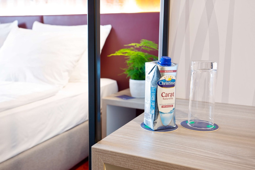 Standard Room, 2 Twin Beds - Photo 4