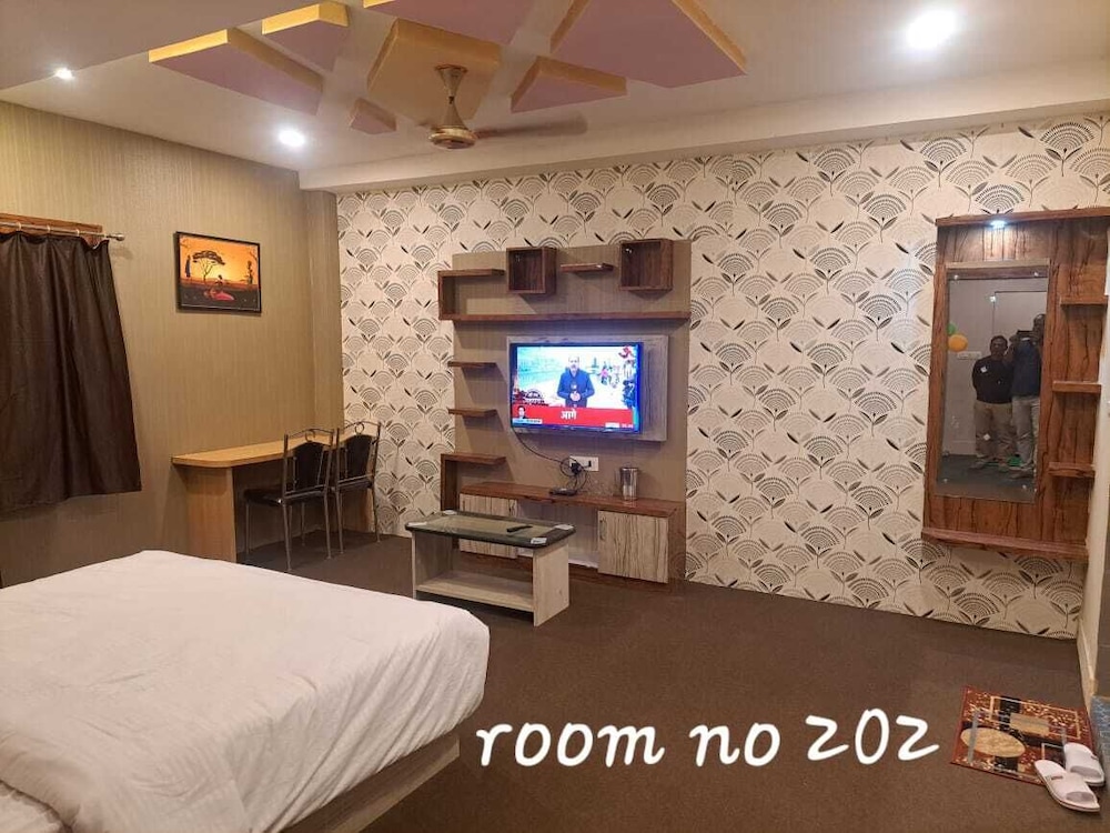 Economy Double Room photo 3