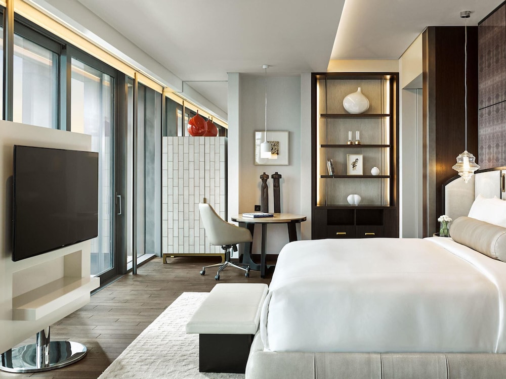 Fairmont One Bedroom Suite with Two Queen Beds and Lounge Access