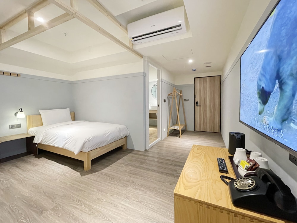 Economy Triple Room - Photo 3