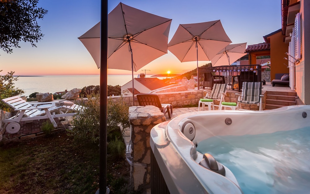 Panoramic Villa, Sea View photo 2