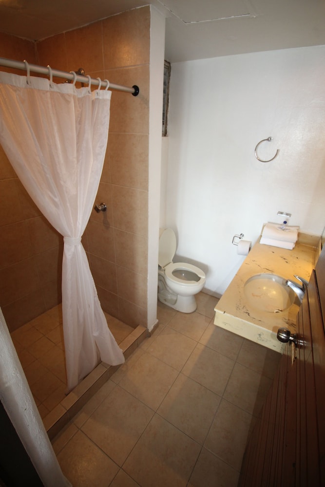 Standard Room, 2 Double Beds, Ocean View photo 2