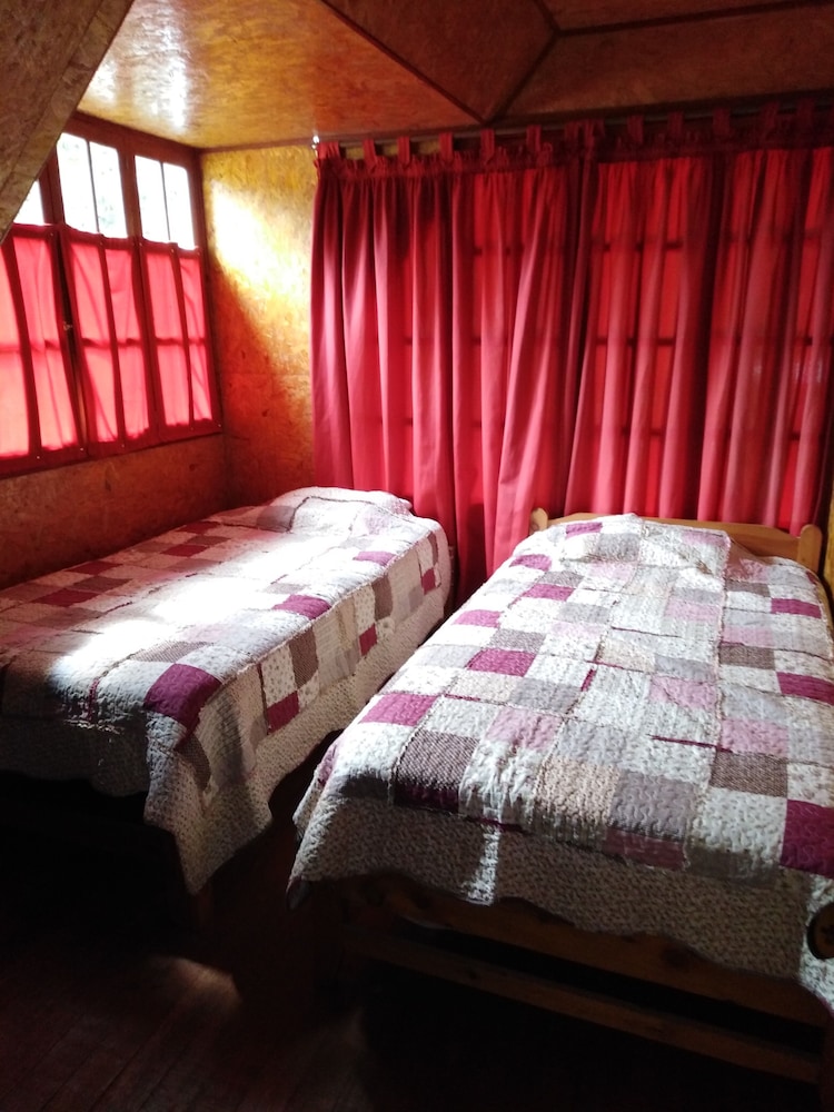 Traditional Cottage, Multiple Beds, Non Smoking, Mountain View photo 1