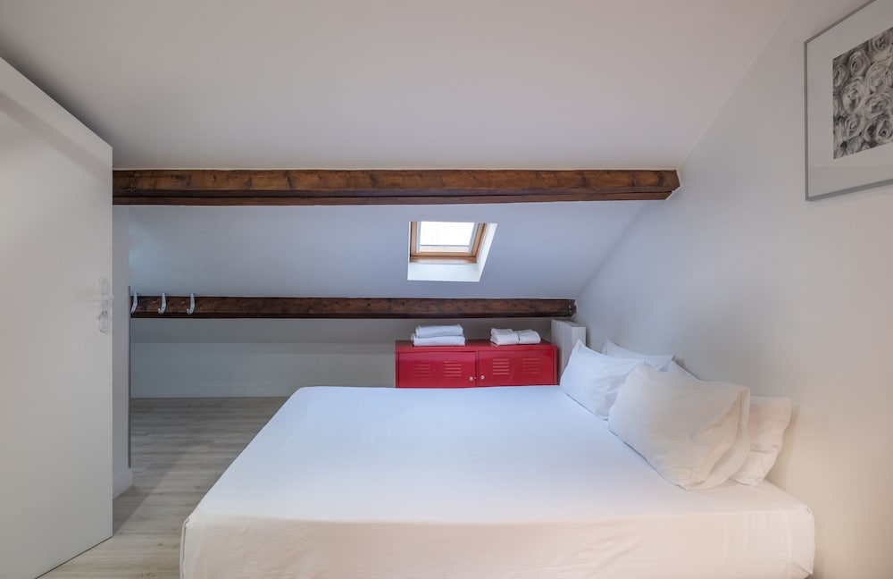 Standard Studio, 1 Queen Bed, Non Smoking photo 1