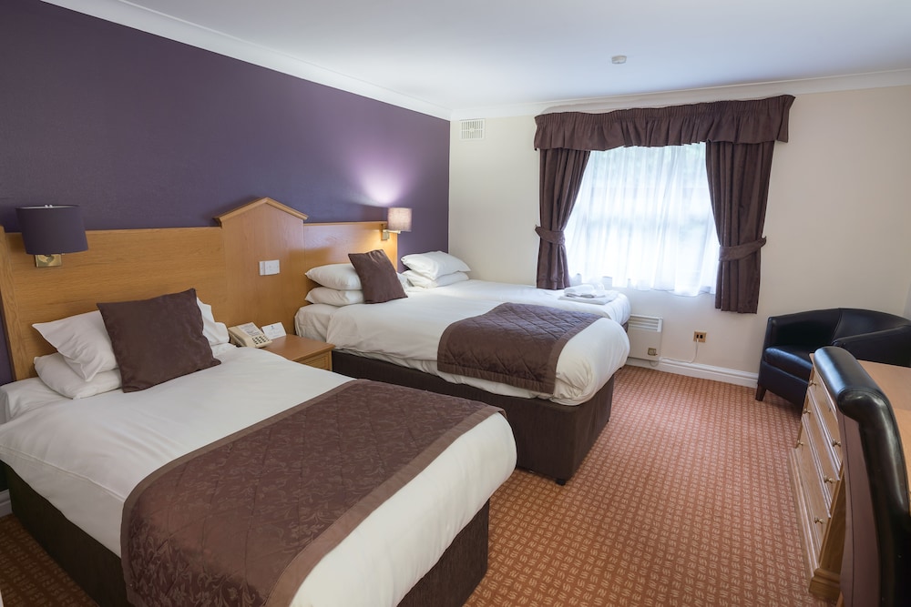 Standard Twin Room, 2 Twin Beds - Photo 2