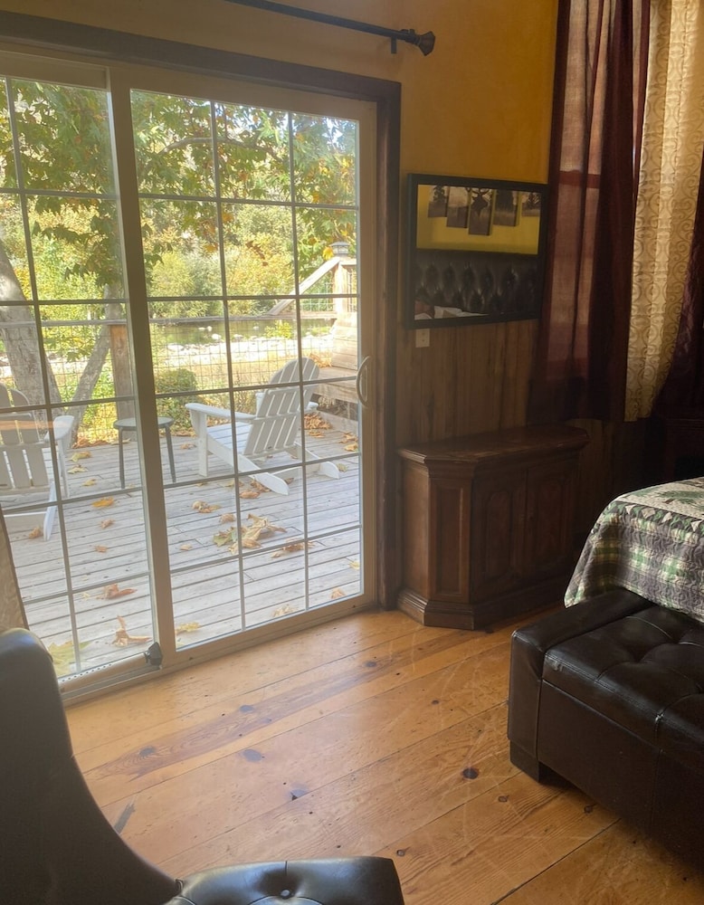 Deluxe Family Cabin, River Front, River View, Deck #8 photo 1