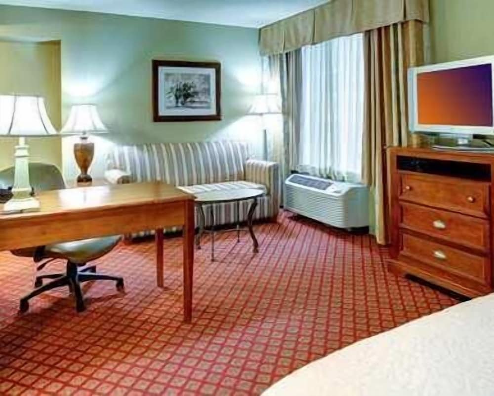 Room, 1 King Bed, Accessible, Non Smoking - Photo 3