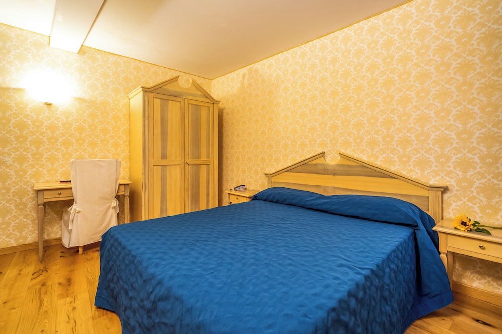 Standard Double Room, Annex Building photo 2