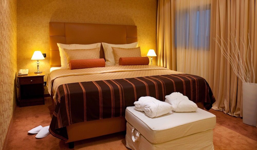 Deluxe Double Room, 1 King Bed