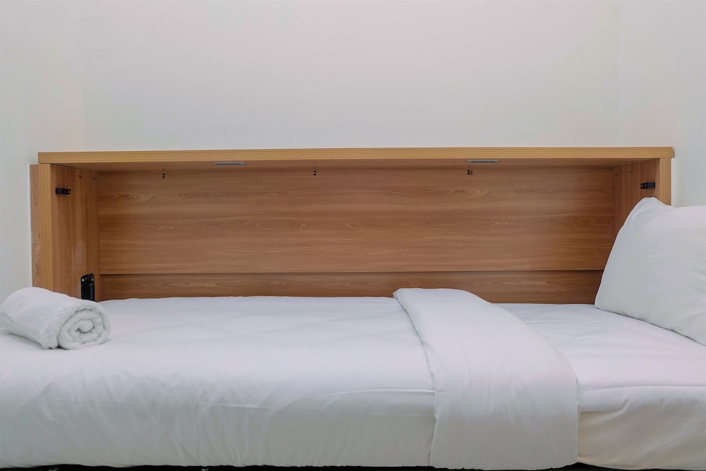 Room - Photo 3